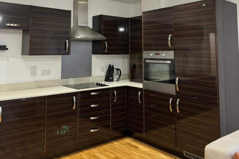 Others 5, Stunning 2-bed Apartment in Dartford, Kent