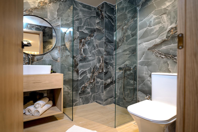 Bathroom 4, SOHO BLUE city hotel, Crete