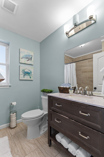 Bathroom 3, Forest Park Oasis by JZ Vacation Rentals, Saint Louis