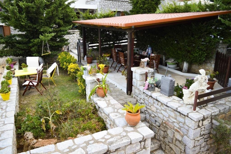 Food & Drinks 5, Malvazios Villas, Peloponnese