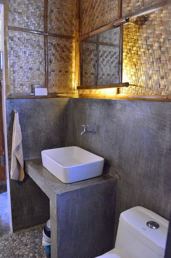 Bathroom 3, Amihan Beach Cabanas, Santa Fe