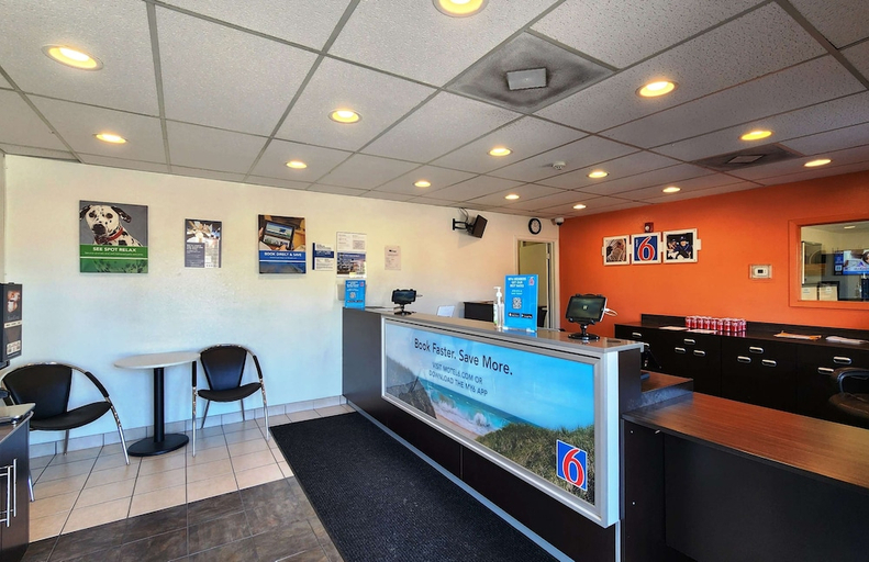 Public Area 3, Motel 6 Webster, TX - Houston - Nasa Lake, Houston