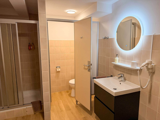 Bathroom 5, Boutique Hotel Rosengarten Hamburg, Hamburg