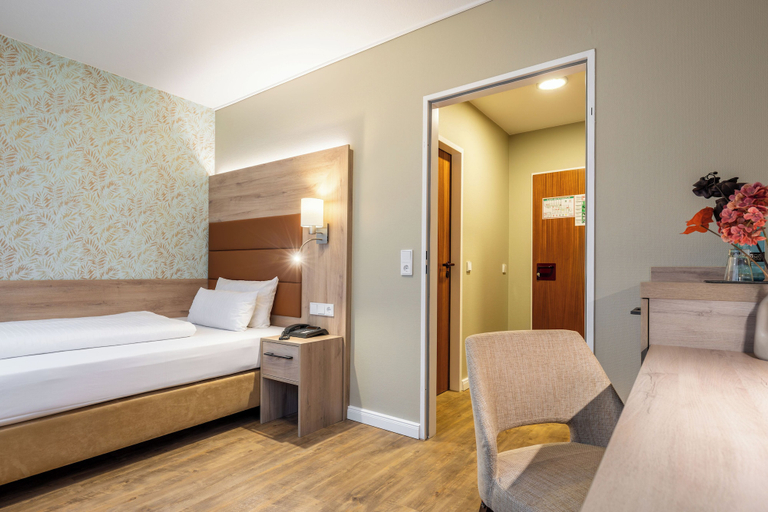 Bedroom 2, Hotel Engel, Hamburg
