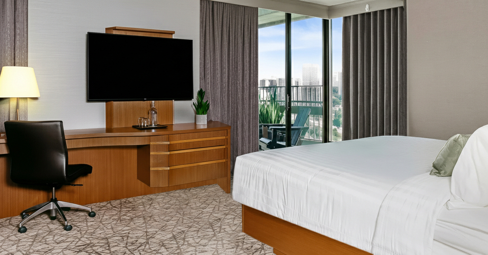 Bedroom 4, Crowne Plaza TORONTO - NORTH YORK by IHG, Toronto
