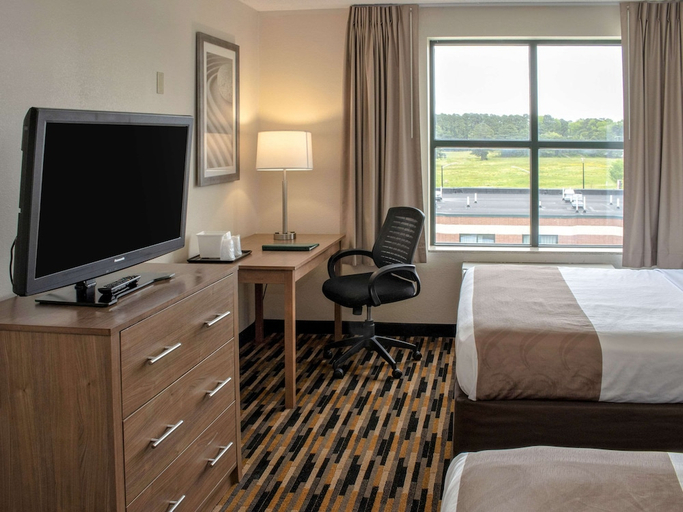 Bedroom 3, Quality Suites Lake Wright - Norfolk Airport, Norfolk
