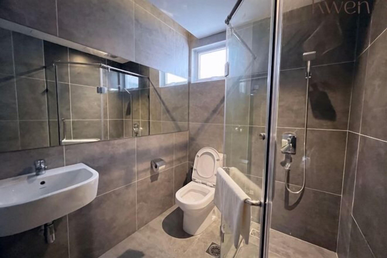 Bathroom 4, KWEN Suites-Tanjung Aru InfinityPool Seaview/Airport View, Kota Kinabalu