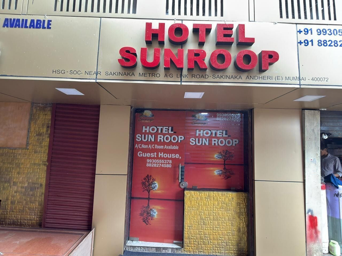Exterior detail, Hotel Sunroop, Mumbai Suburban