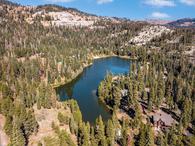 Aerial view 4, Bear Valley Condos by RedAwning, Alpine