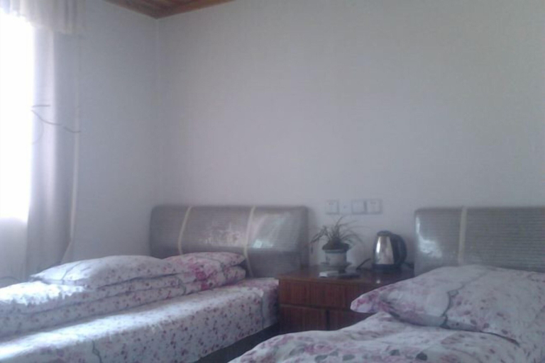 Bedroom 2, Qingyuan Renjia Inn, Shangrao
