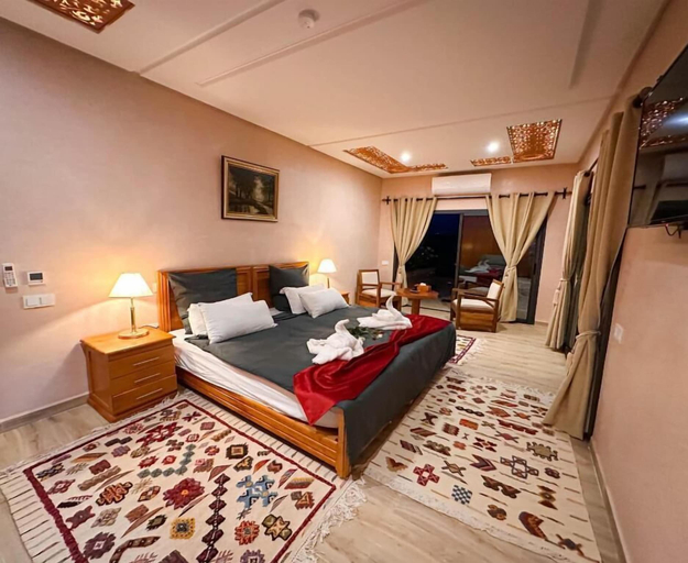 Room 4, Atlas Front, Al Haouz