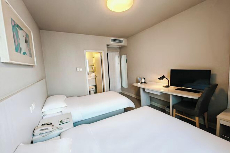 Bedroom 3, Jinjiang Inn, Shenyang
