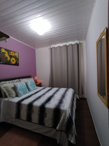 Room 4, Suite buquê de noiva e suíte Camélia, Camanducaia