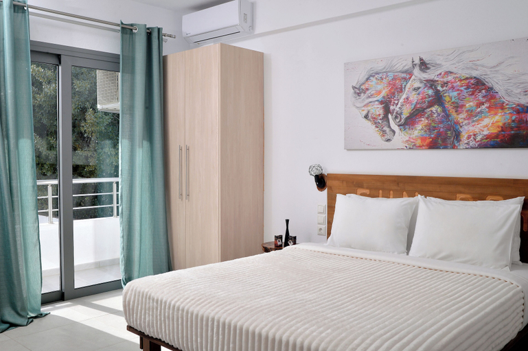 Bedroom 4, Sun Day Apts Free Airport Shuttle, Attica