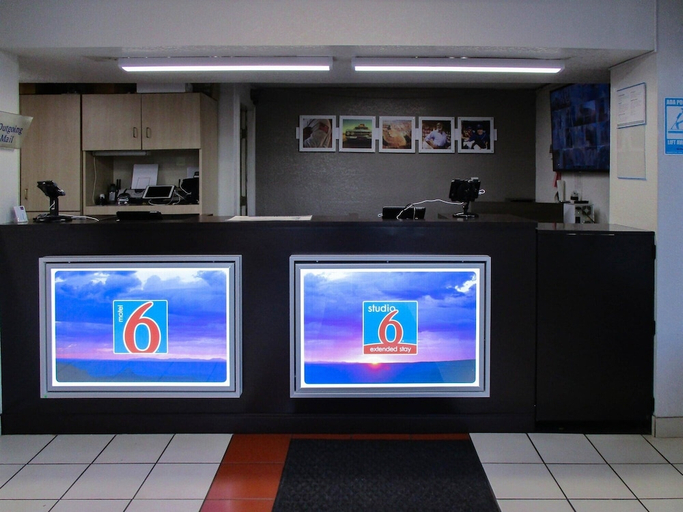 Public Area, Studio 6 Little Rock, AR - West, Pulaski