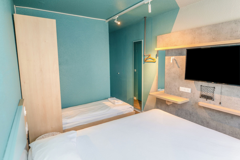 Bedroom 4, Ibis Budget Brest Sud Plougastel - Hôtel Rénové, Finistère
