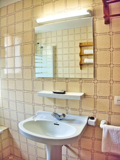 Bathroom 4, Bonaire Paguera, Baleares