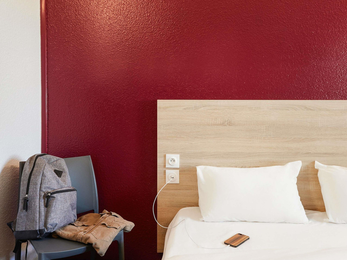 Bedroom 4, hotelF1 Antibes Sophia Antipolis, Alpes-Maritimes