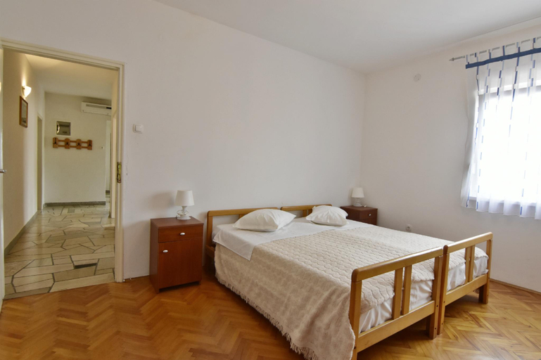 Bedroom 5, Sea view apartment in Umag, Umag