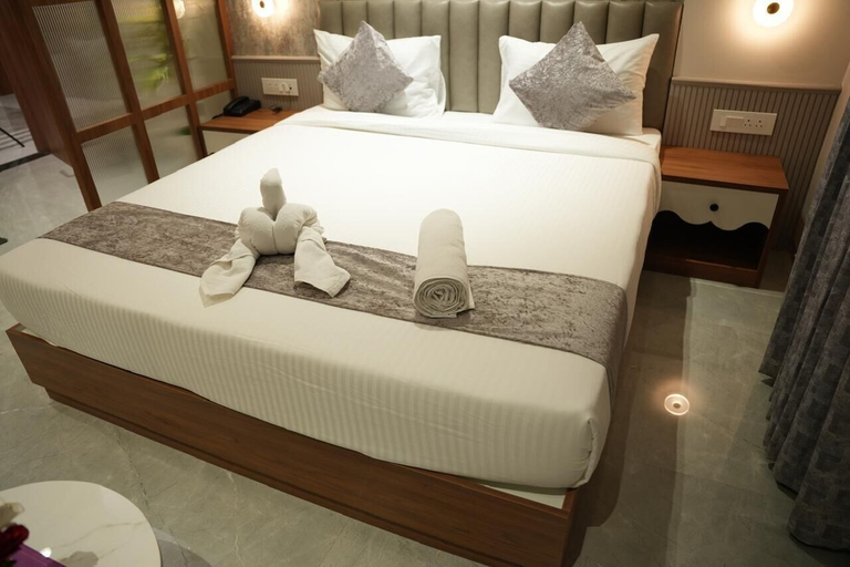 Room 4, Hotrel Regency Grand, Pune