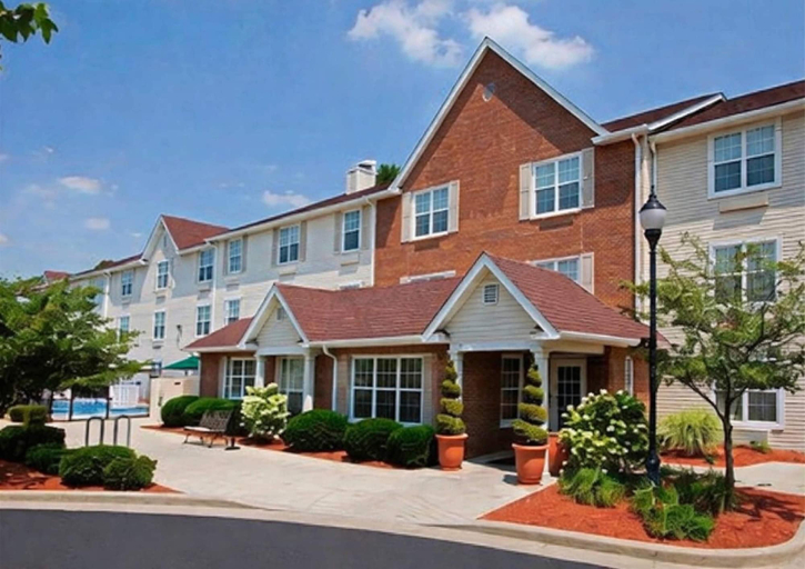 Exterior & Views, MainStay Suites Bloomington near University, Monroe
