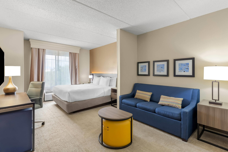 Bedroom 2, Comfort Suites Near Universal Orlando Resort, Orange