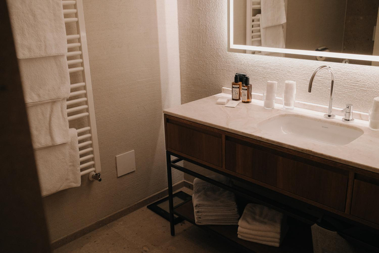 Bathroom, Hotel Austria Lech, Bludenz