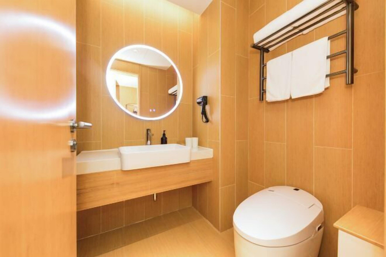 Bathroom 5, JI Hotel (Shanghai World Expo Area Yaohua Road), Shanghai
