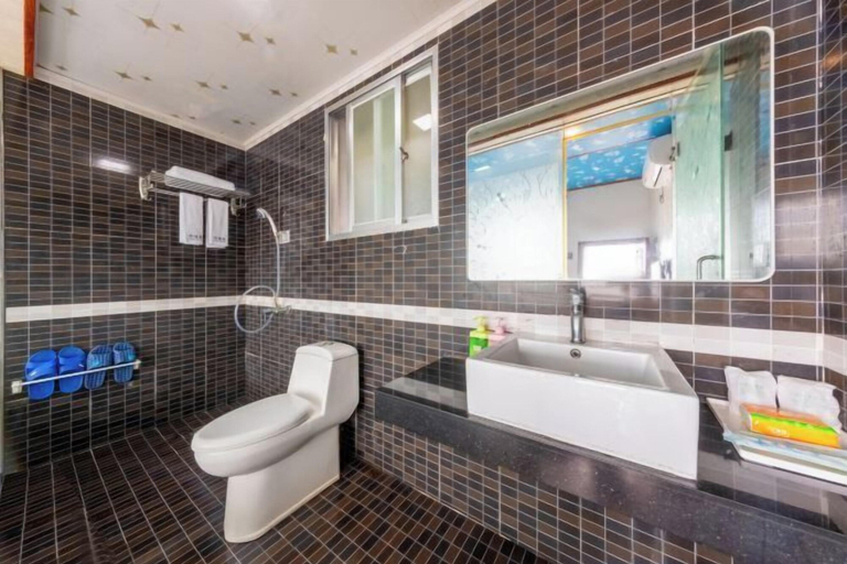 Bathroom, TingTaoJu Hotel, Zhuhai