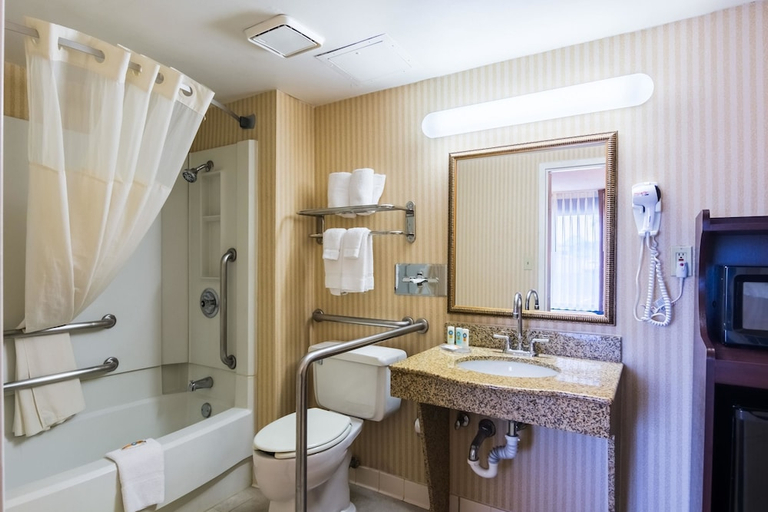 Bathroom 3, Quality Inn Manassas, Prince William