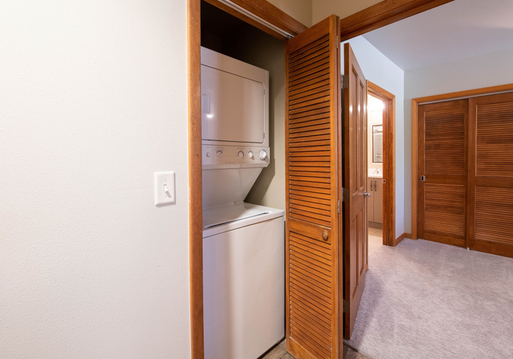 Interior 2, Zephyr Mountain Lodge - Winter Park CO Condos, Grand