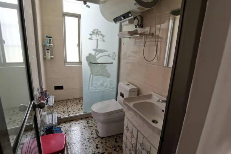 Bathroom 4, Famaliy16, Shanghai
