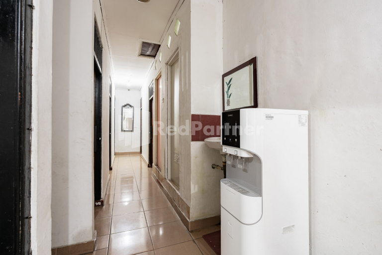 Others 4, Danysa Guest House Jakarta RedPartner, South Jakarta