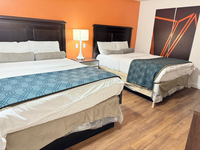 Bedroom 3, Alien Residence Inn, Reeves