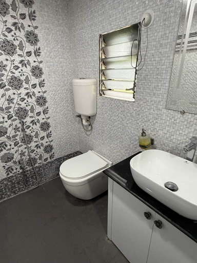 Bathroom 2, Misty Cascades, Raigarh