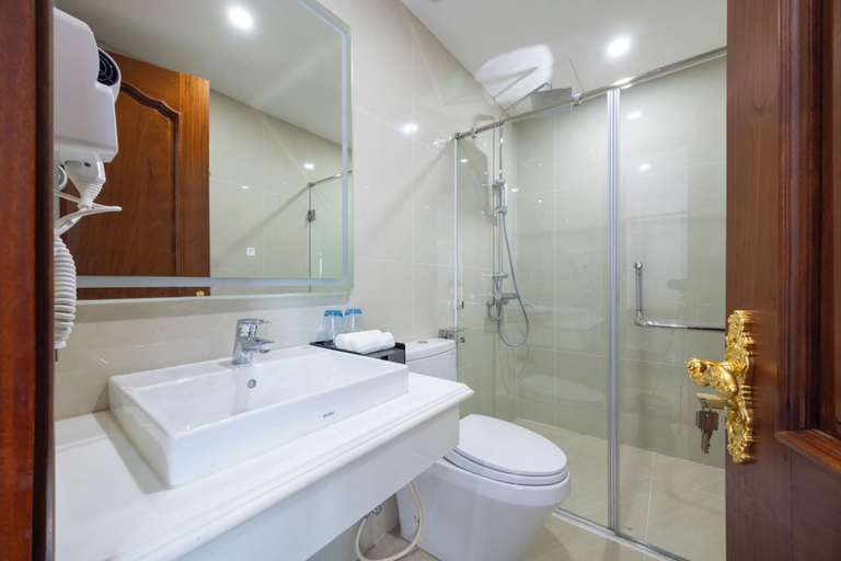 Bathroom 5, Emirates Hotel Phu Quoc, Phú Quốc