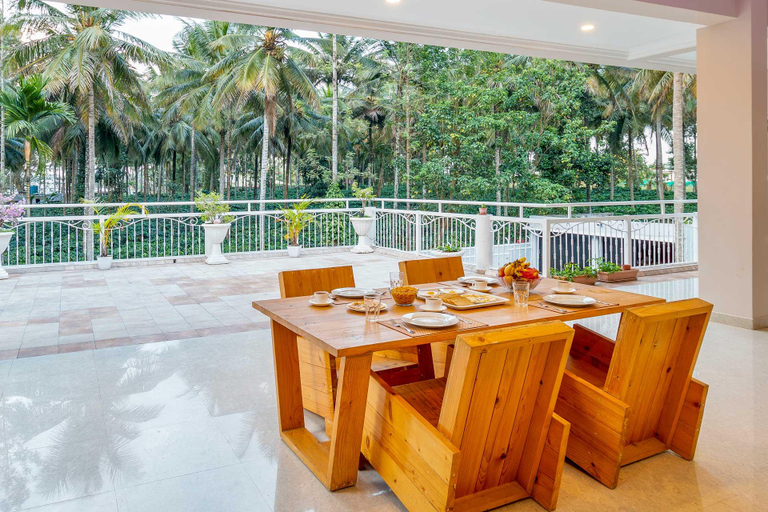 Food & Drinks 4, StayVista at Bask In The Greens, Kodagu