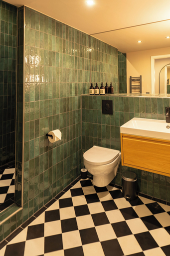 Bathroom 5, The Charming by Curt Suites, Berlin