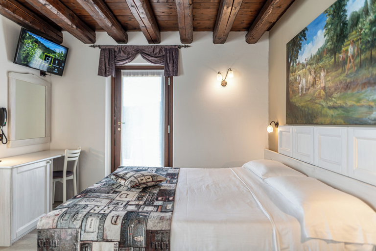 Bedroom 3, Il Roncal Wine Resort, Udine