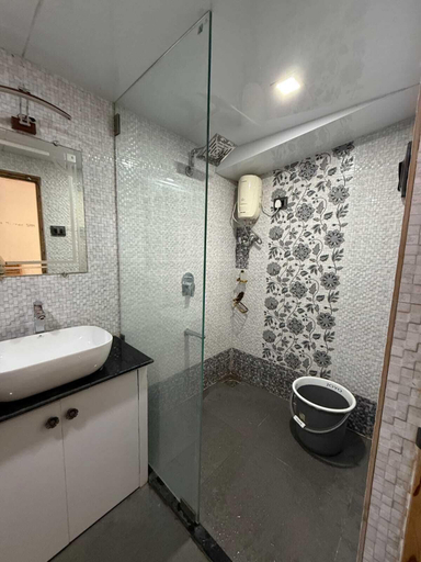 Bathroom 4, Misty Cascades, Raigarh