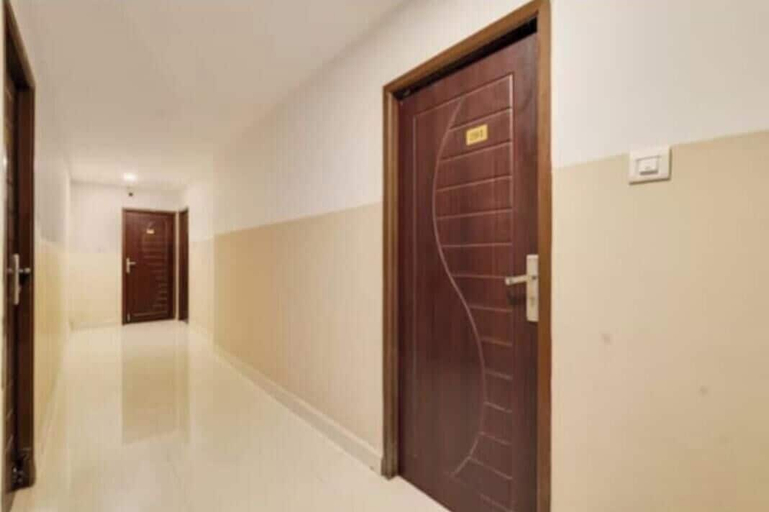 Room 5, Five stones By Terra Hotel T Nagar, Chennai