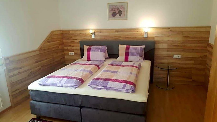 Bedroom 2, Hotel Gletschermuhle, Spittal an der Drau