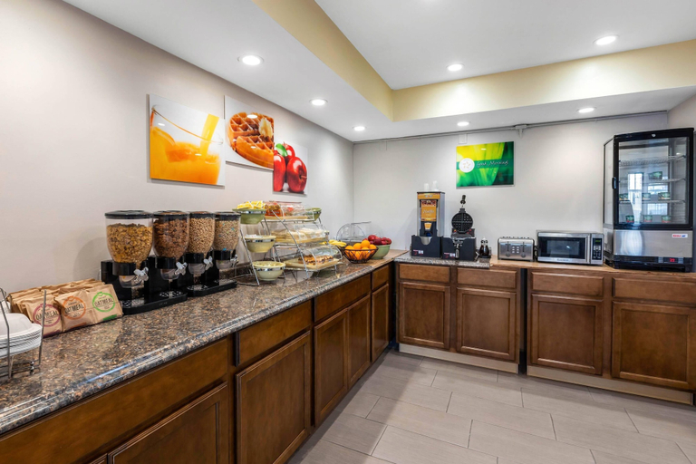 Food & Drinks 5, Quality Inn - Torrance Lomita, Los Angeles