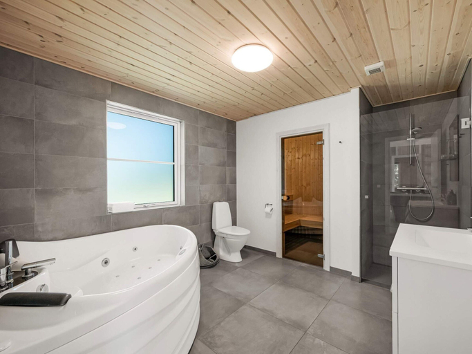 Spa treatment 4, 5 Star Holiday Home in Henne, Varde