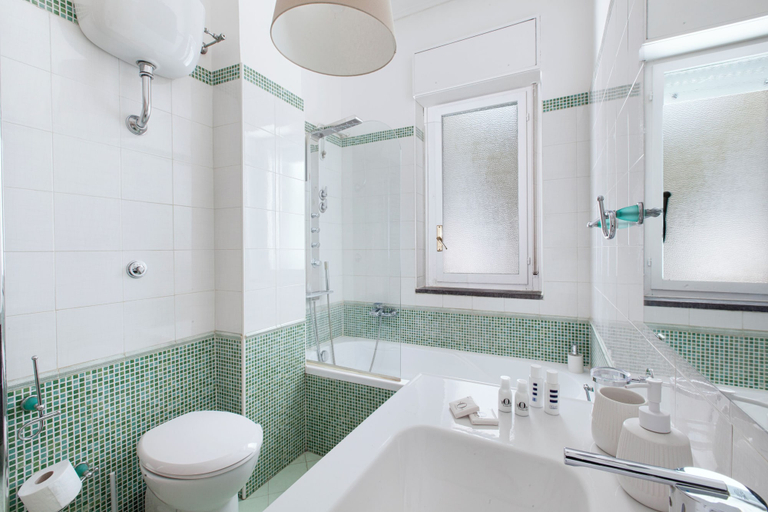 Bathroom 3, YourHome - Parco Sereno Apartment, Napoli