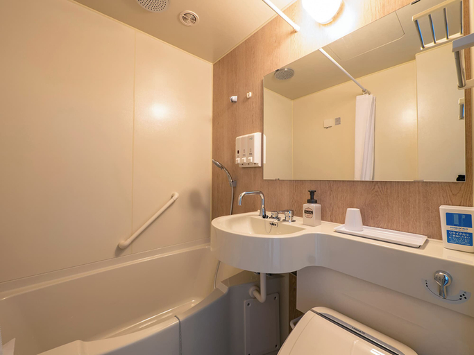 Bathroom 5, Toyoko Inn Ikebukuro Kitaguchi 1, Toshima