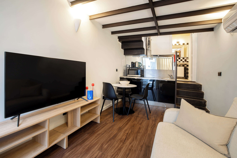 Living area 5, Fine Arts ATELIERS by Olala Homes, Porto
