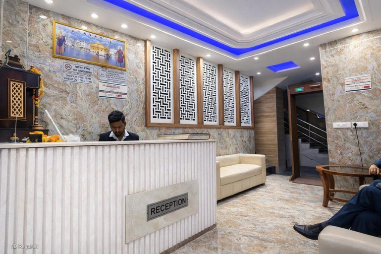 Public Area, Hotel The Rise, Delhi