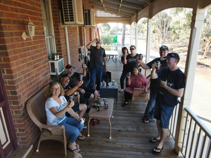Food & Drinks, The Brookton, Brookton