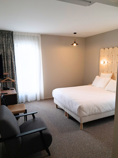 Bedroom 3, L’auberge de Cheval Blanc Brunstatt, Haut-Rhin